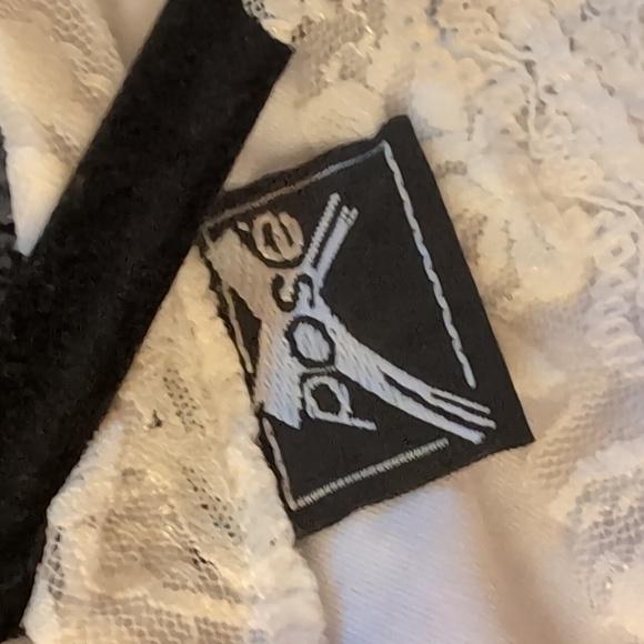 Vintage White Lace Maxi Short Sleeved Dress With Semi Sheer Sleeves - Picture 10 of 13